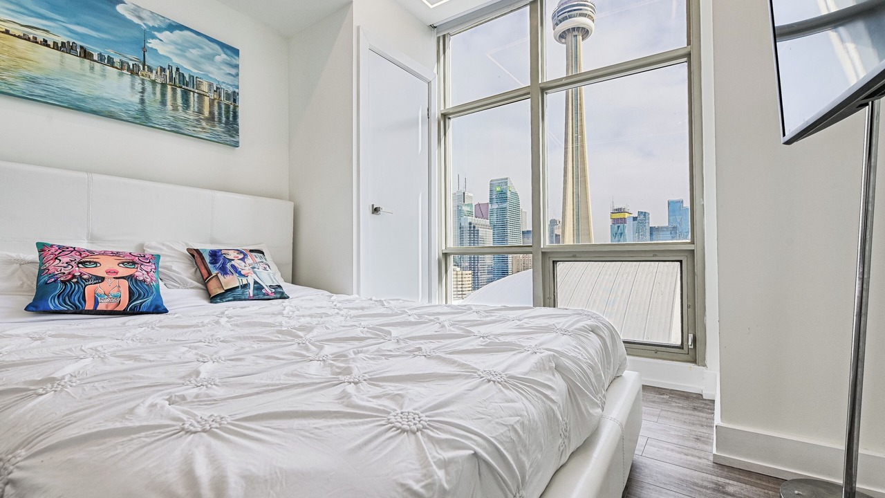Photo of Bedroom in Toronto Entertainment District