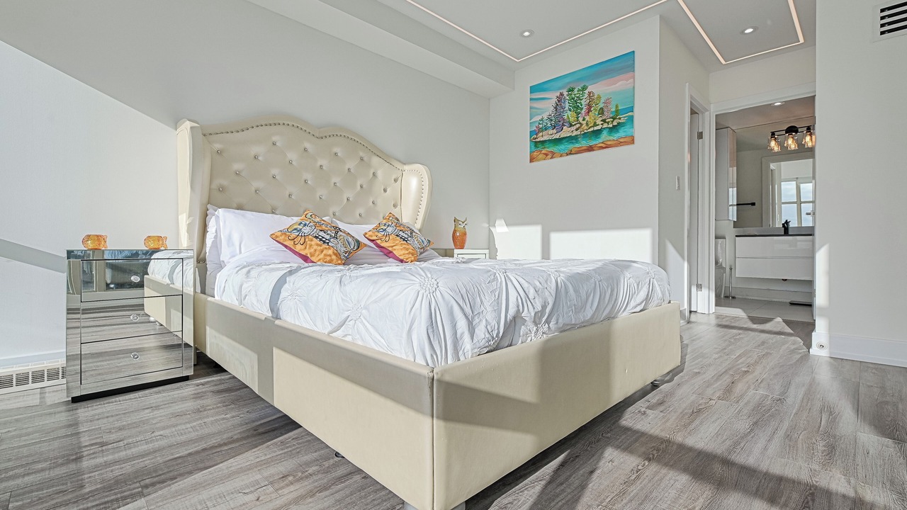 Photo of Bedroom in Toronto Entertainment District
