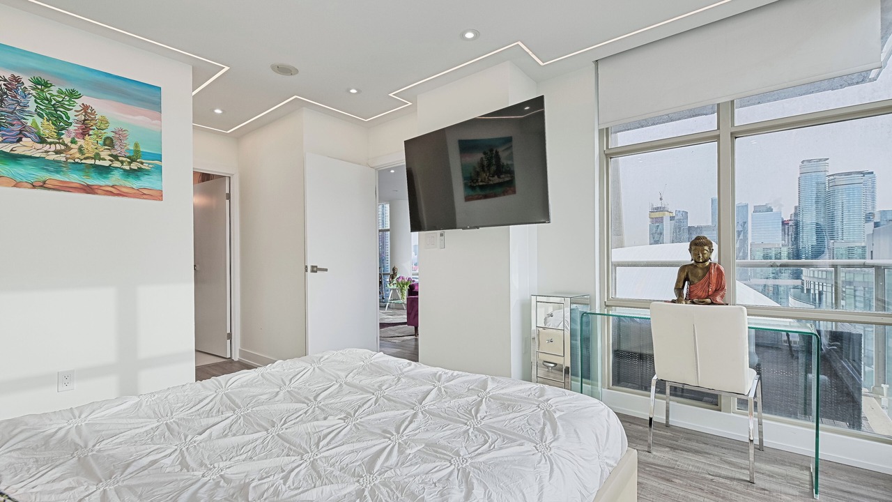 Photo of Bedroom in Toronto Entertainment District