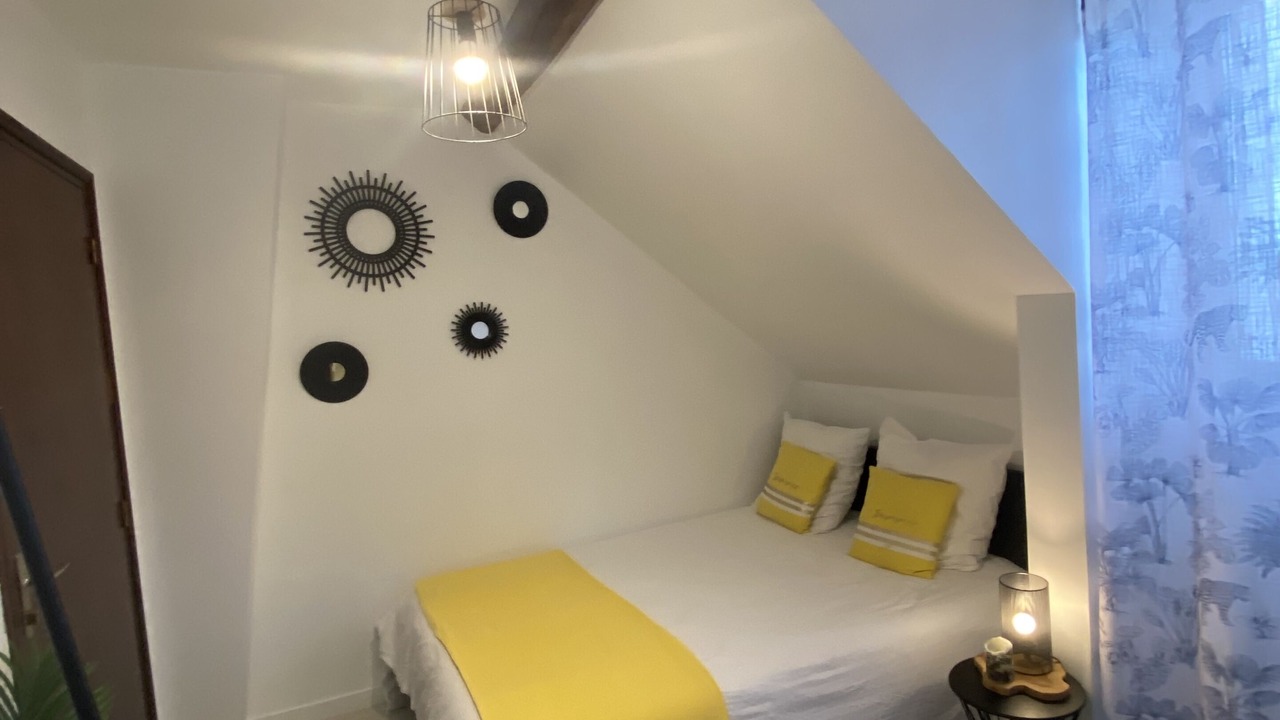 Photo of Bedroom in Montevrain