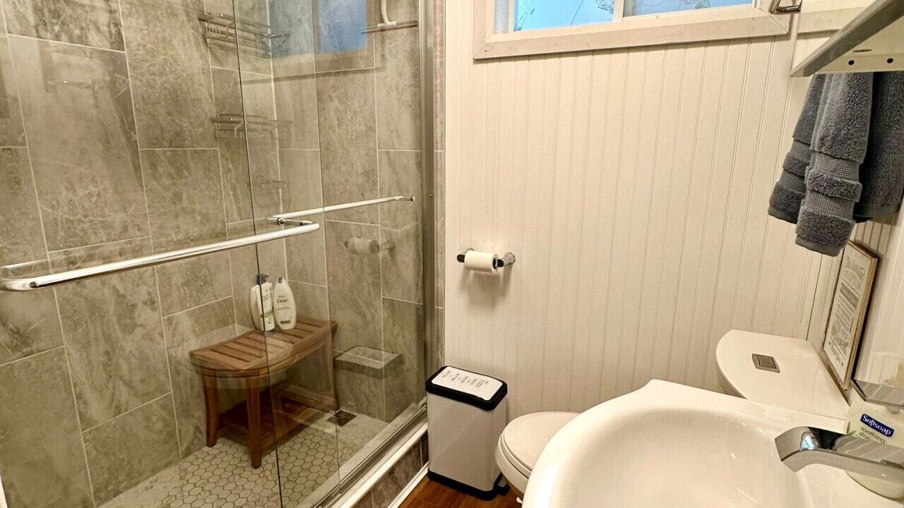 Photo of Bathroom in Dunchurch