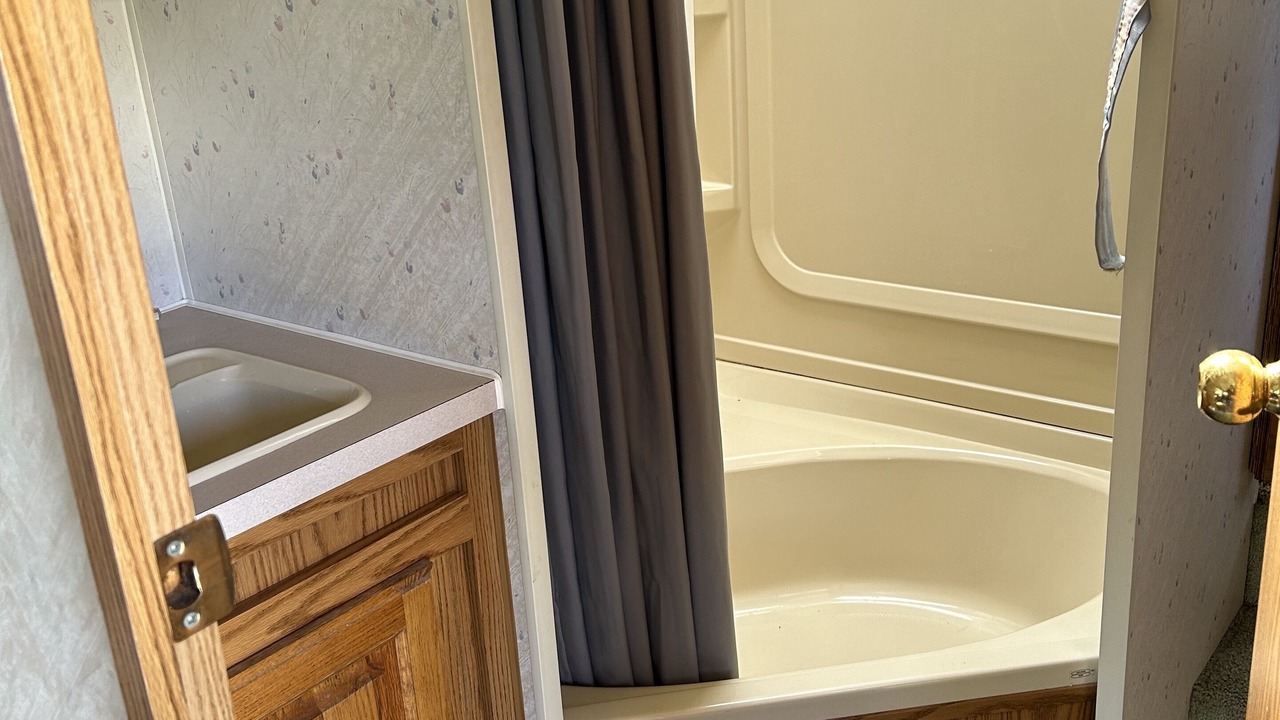 Photo of Bathroom in Stokes Bay