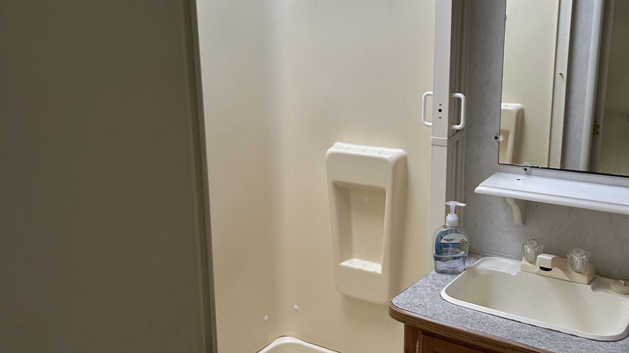 Photo of Bathroom in Stokes Bay