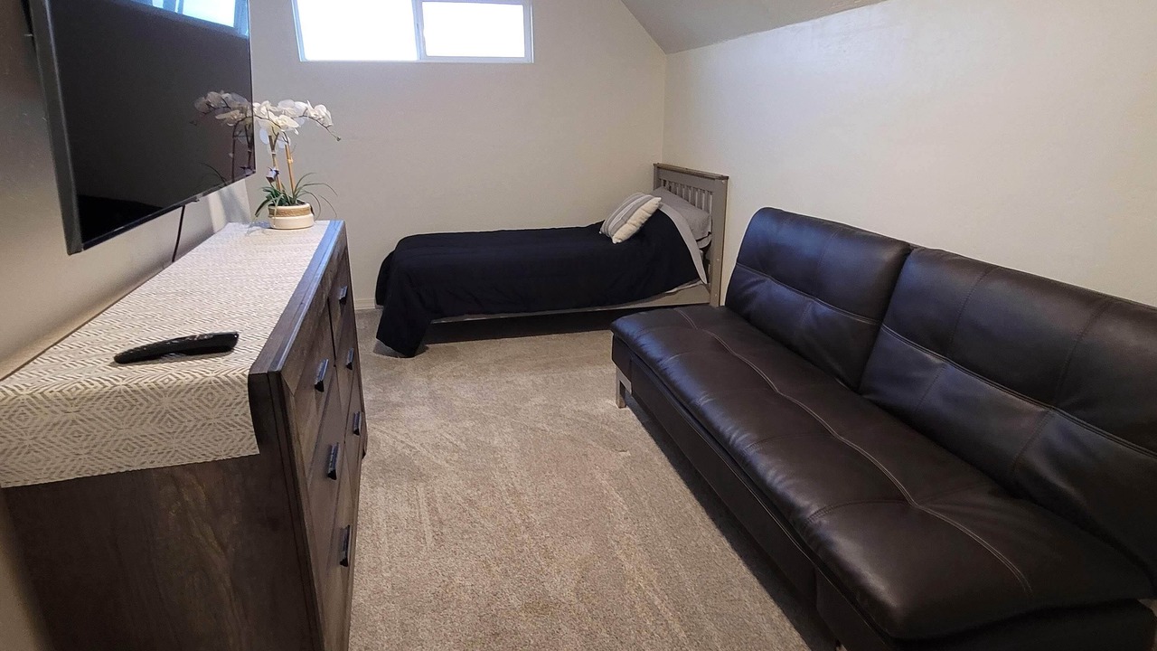 Photo of Bedroom in Desert View Village