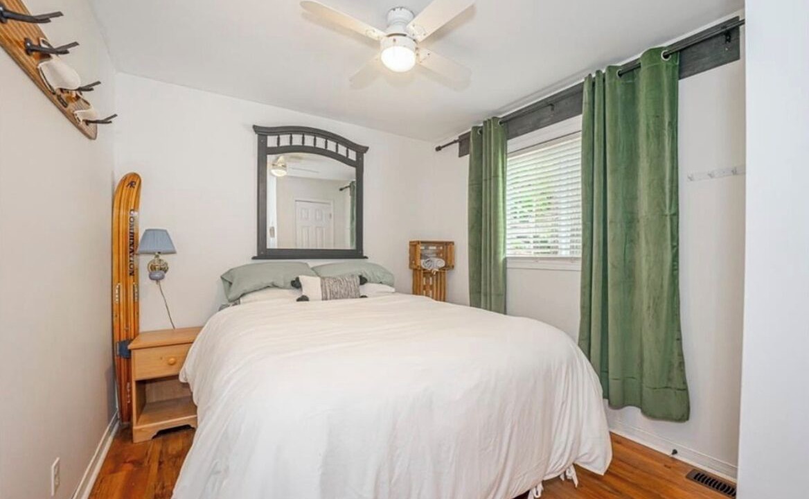 Photo of Bedroom in Georgian Bay