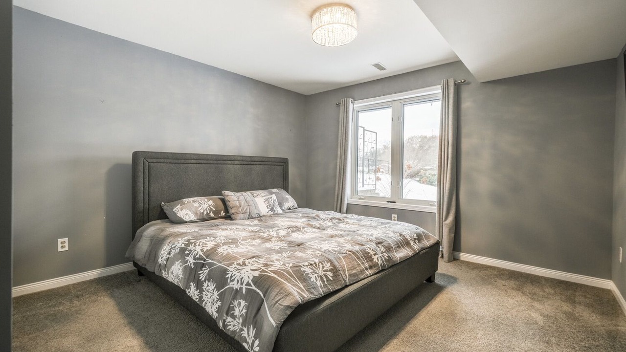 Photo of Bedroom in Wasaga Beach