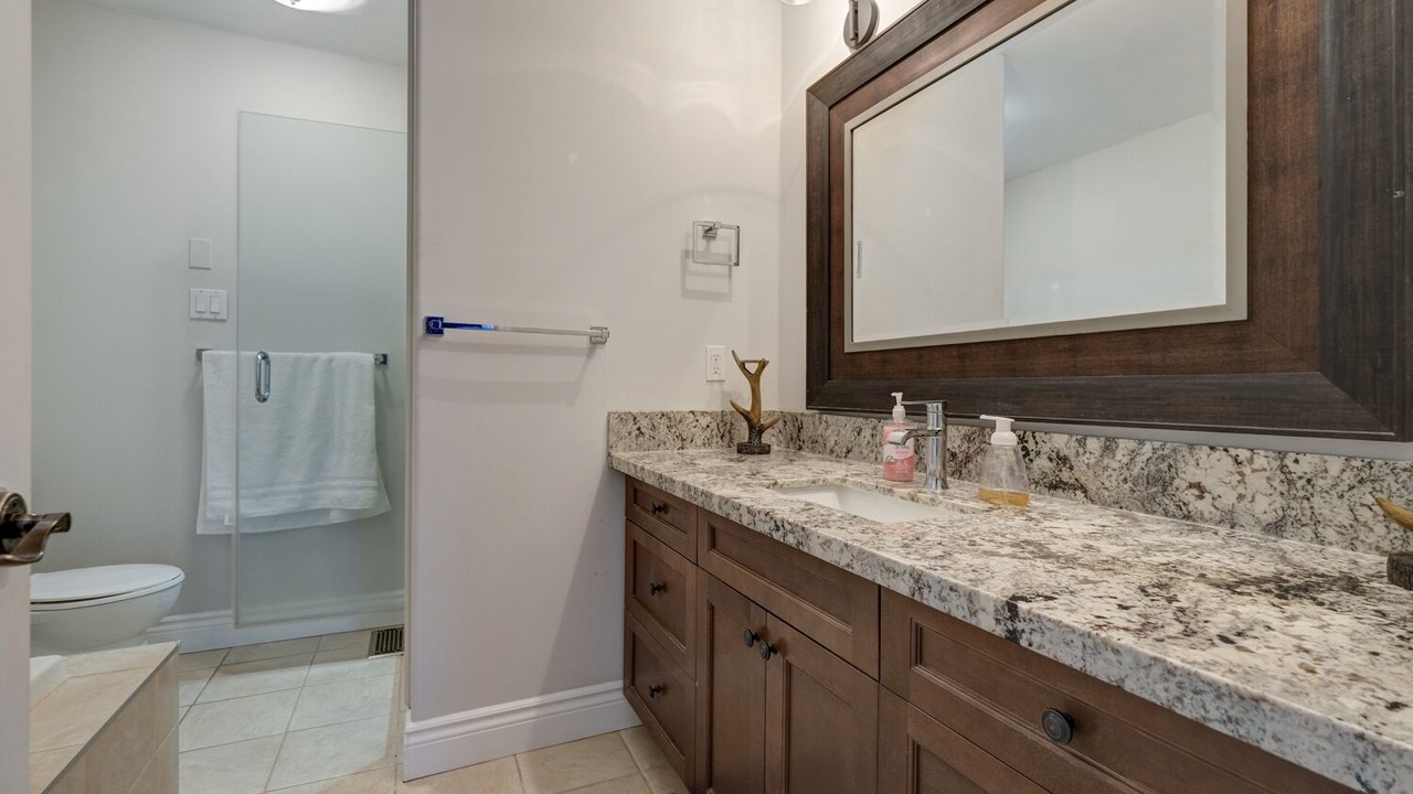 Photo of Bathroom in Wasaga Beach