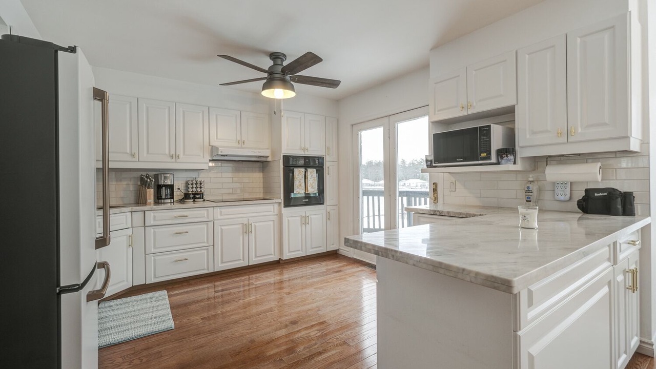 Photo of Kitchen in Wasaga Beach