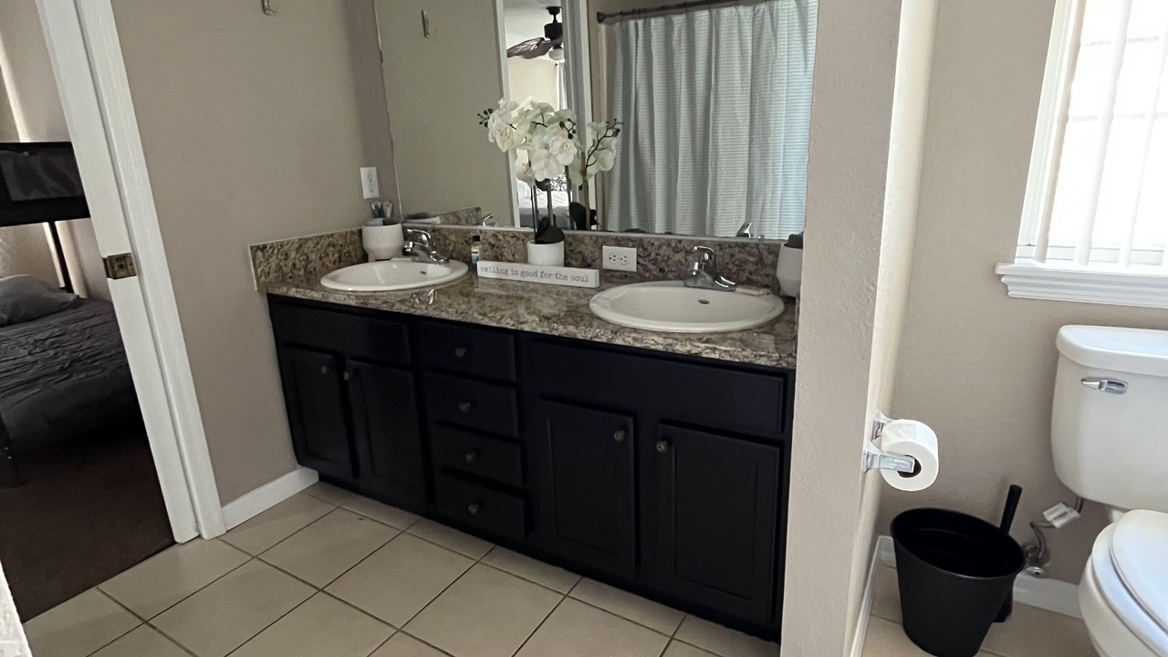 Photo of Bathroom in Lakeland