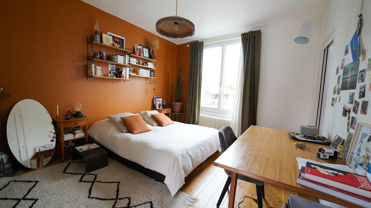 Photo of Bedroom in Saint-Fargeau