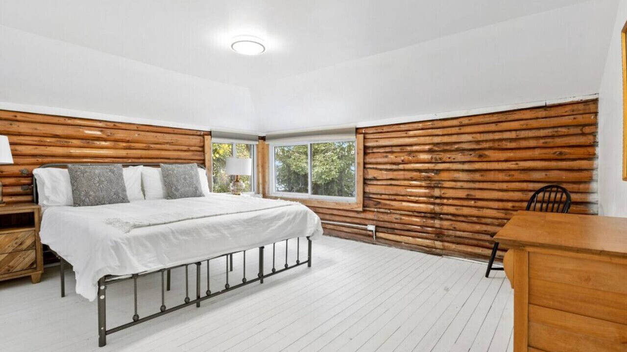 Photo of Bedroom in Meaford