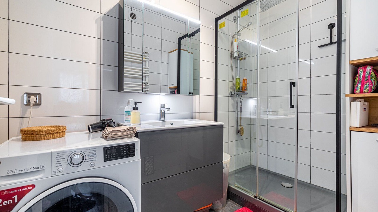 Photo of Bathroom in Belleville