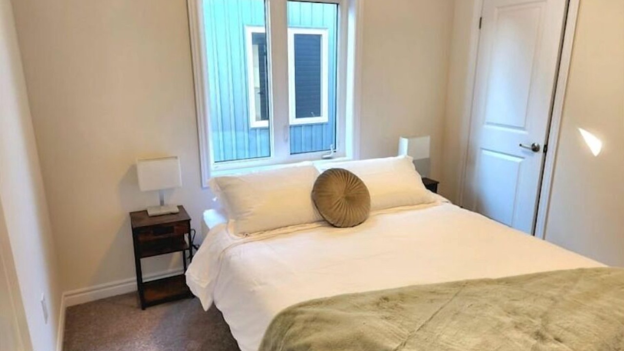 Photo of Bedroom in Wasaga Beach