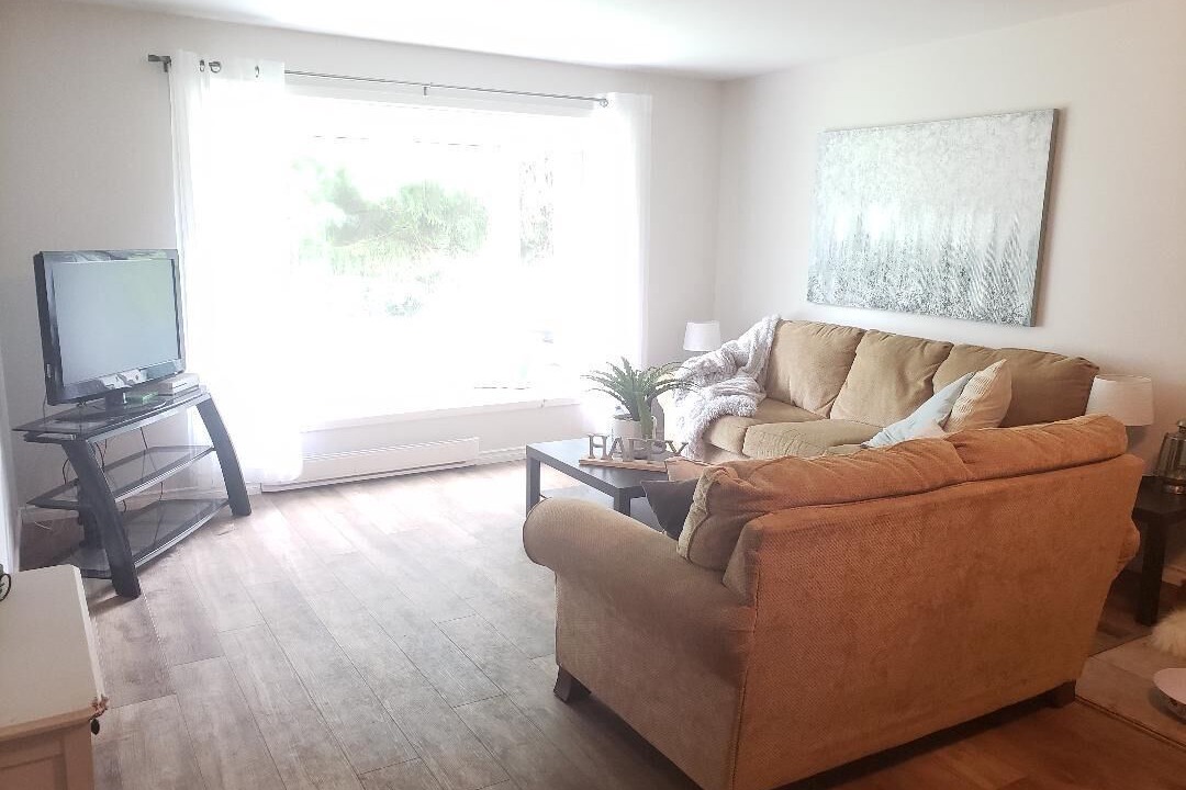 Photo of Livingroom in Lambton Shores