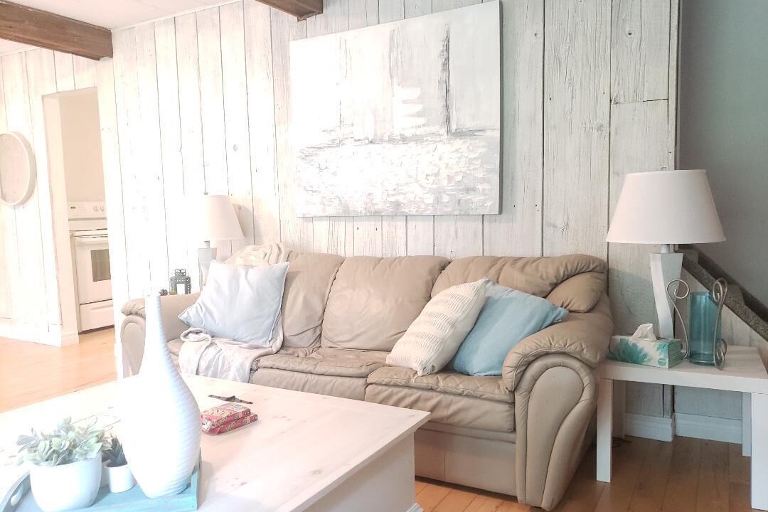 Photo of Livingroom in Lambton Shores