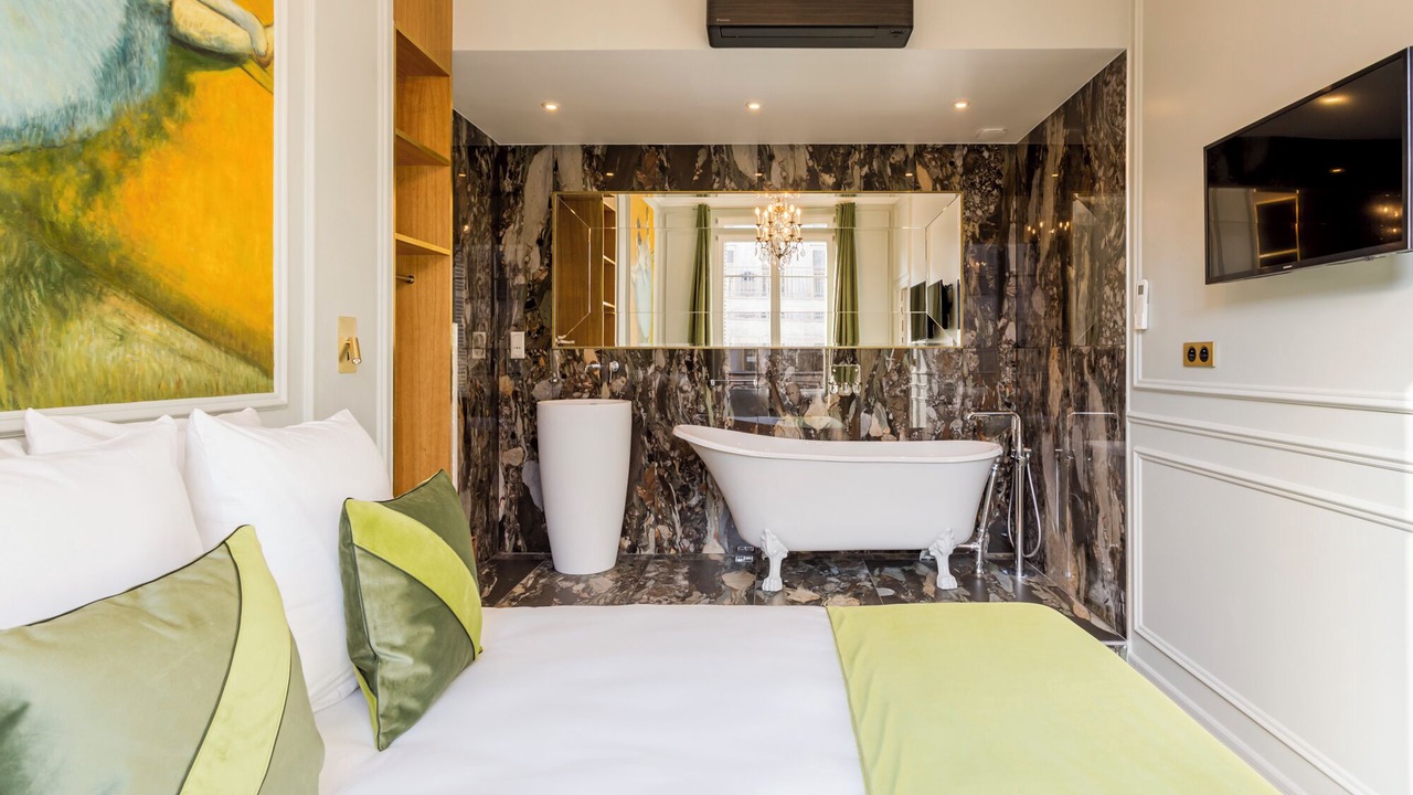 Photo of Bedroom in Palais-Royal