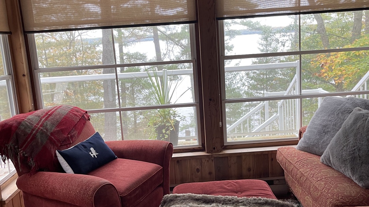 Photo of Livingroom in Muskoka Lakes