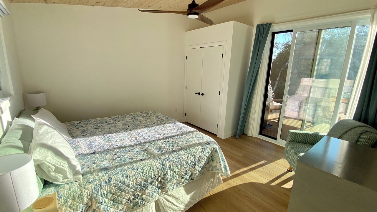 Photo of Bedroom in Kincardine