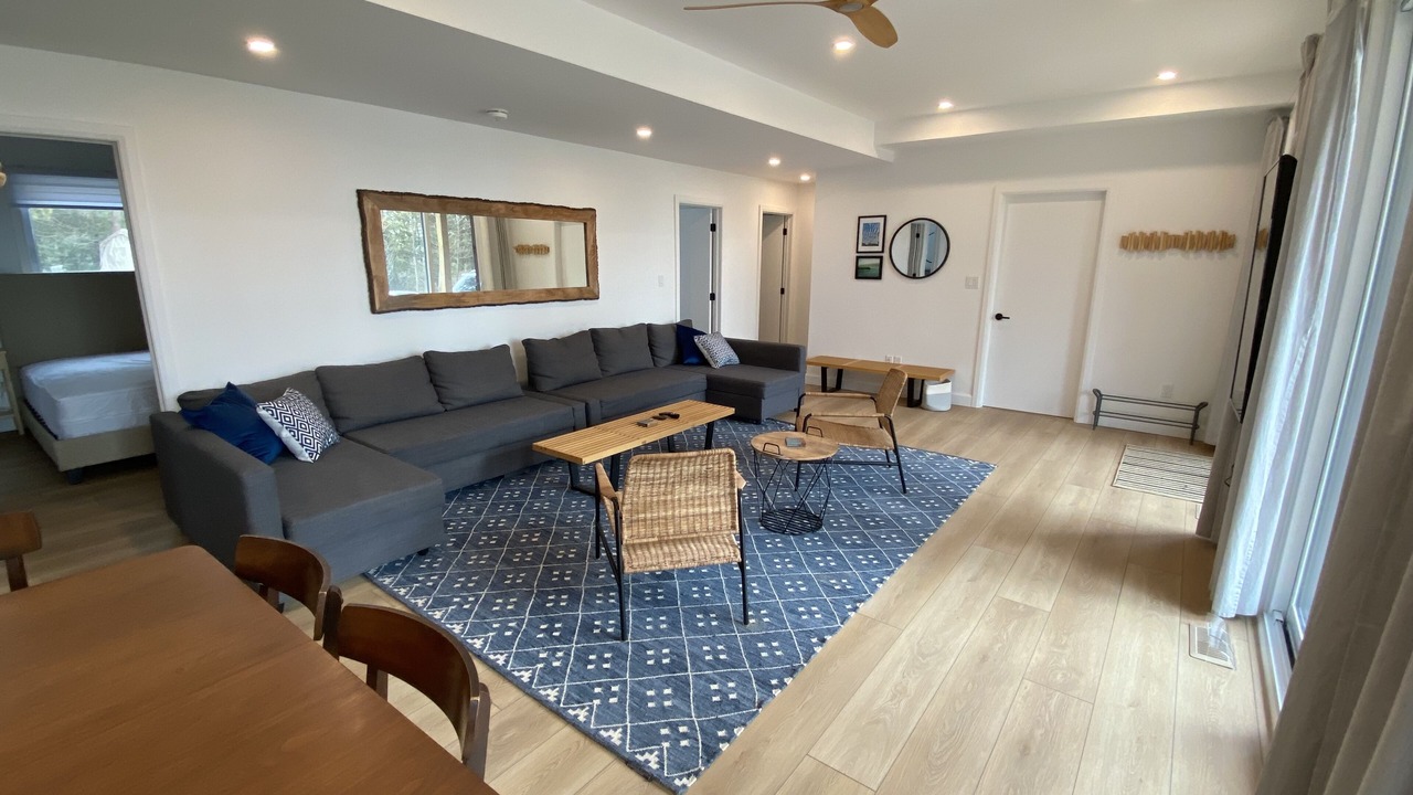 Photo of Livingroom in Kincardine