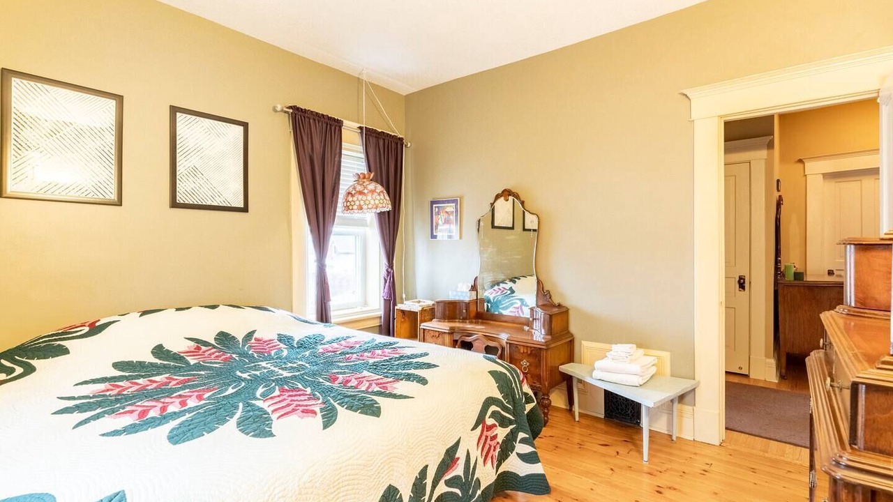Photo of Bedroom in Goderich