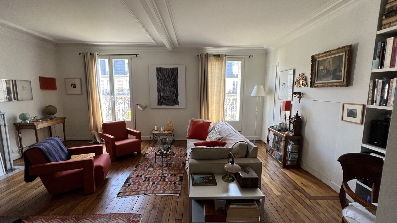 Photo of Livingroom in Quartier de la Folie-Mericourt