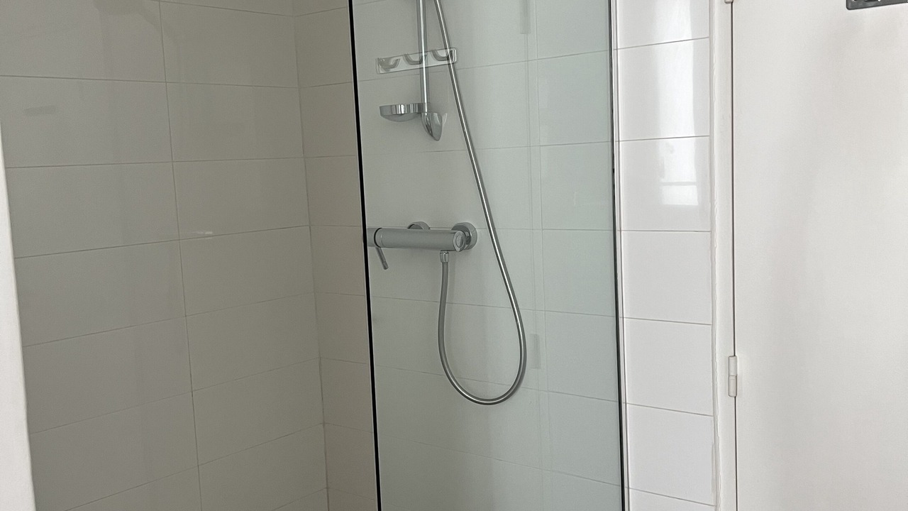 Photo of Bathroom in Quartier de la Folie-Mericourt