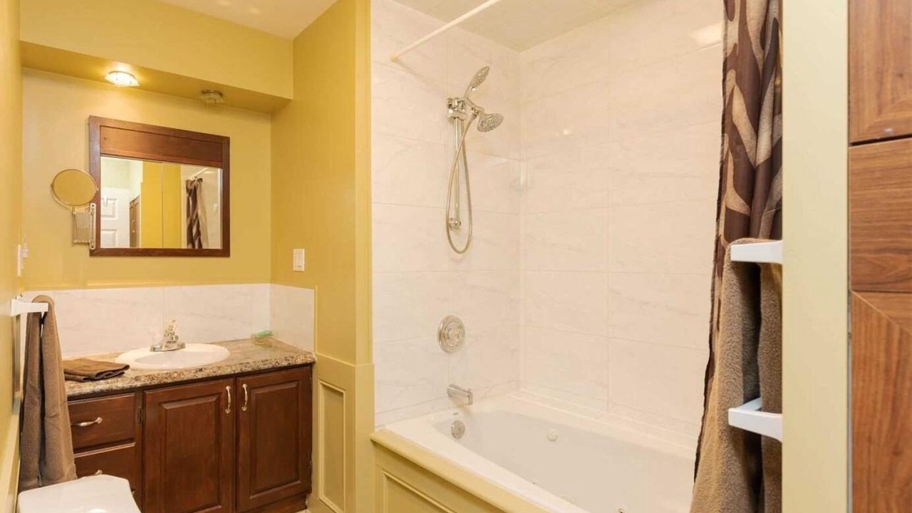 Photo of Bathroom in Port Severn