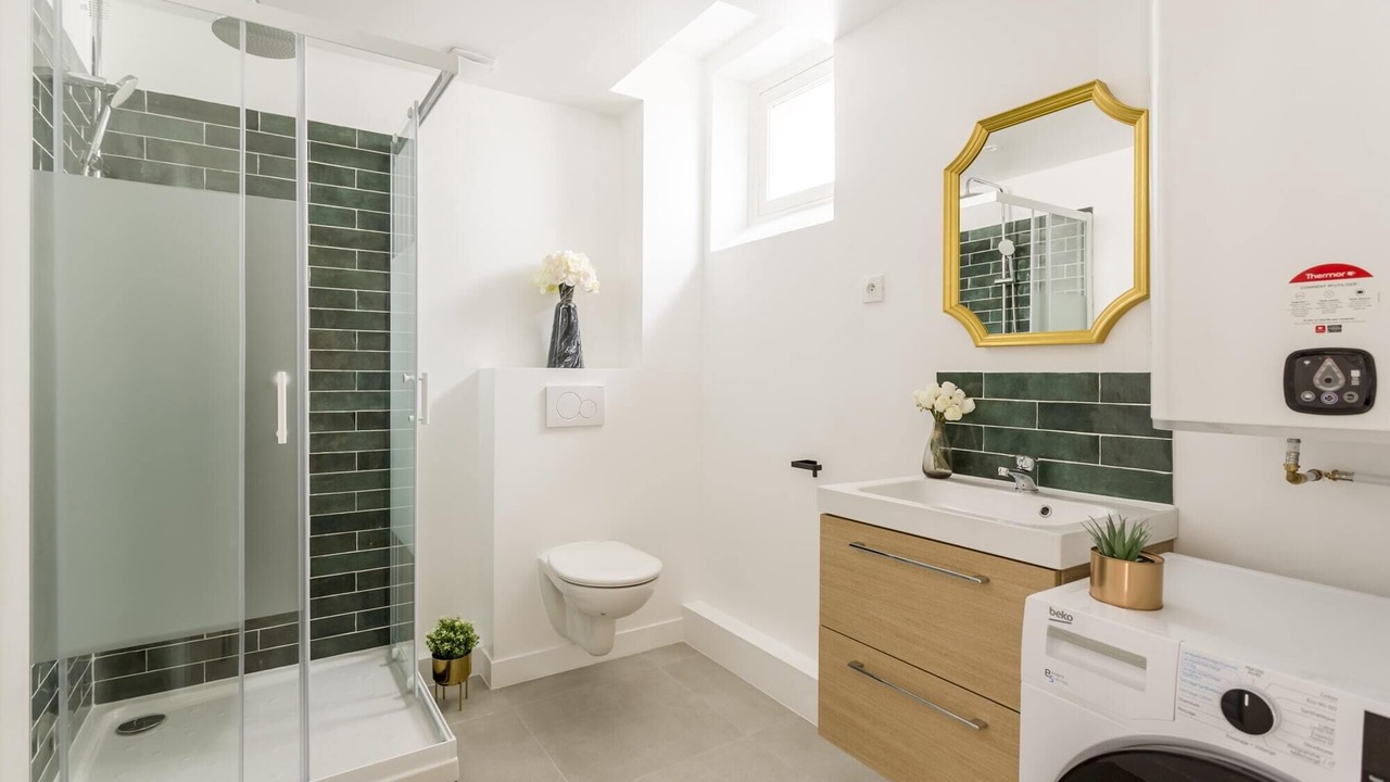 Photo of Bathroom in 8th Arrondissement