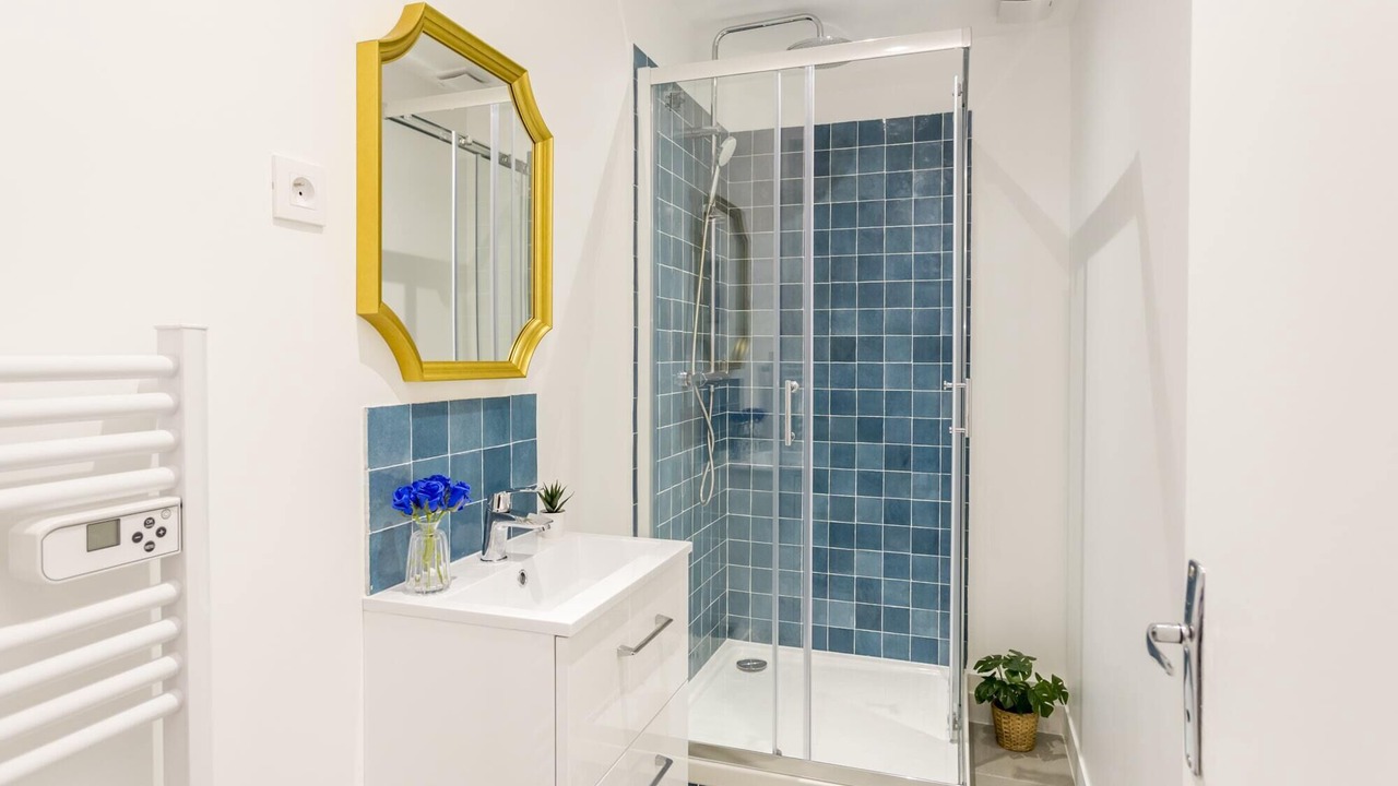 Photo of Bathroom in 8th Arrondissement