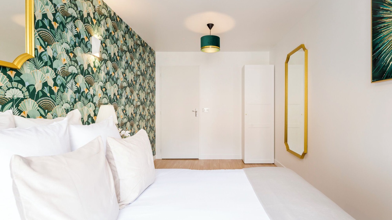 Photo of Bedroom in 8th Arrondissement