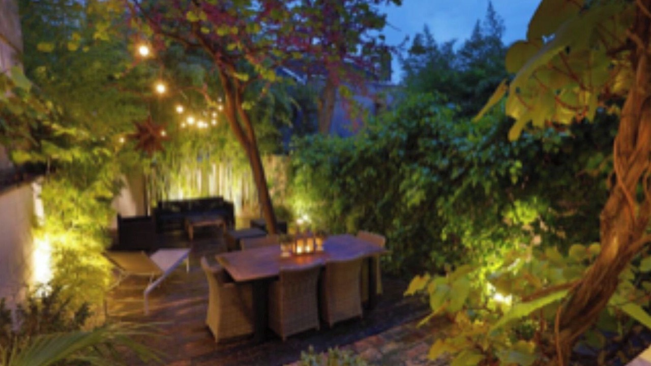 Photo of Outdoor in Puteaux