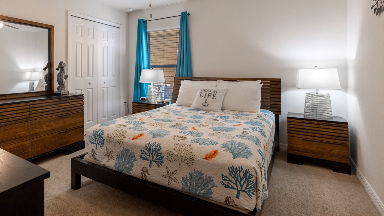 Photo of Bedroom in Watersong