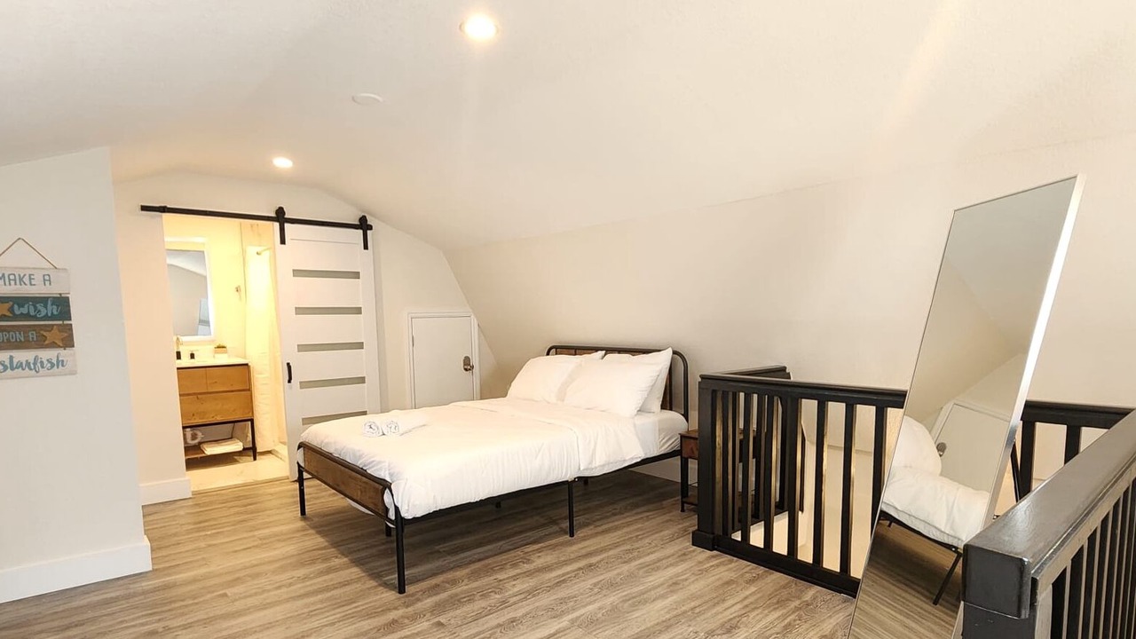 Photo of Bedroom in Clearwater