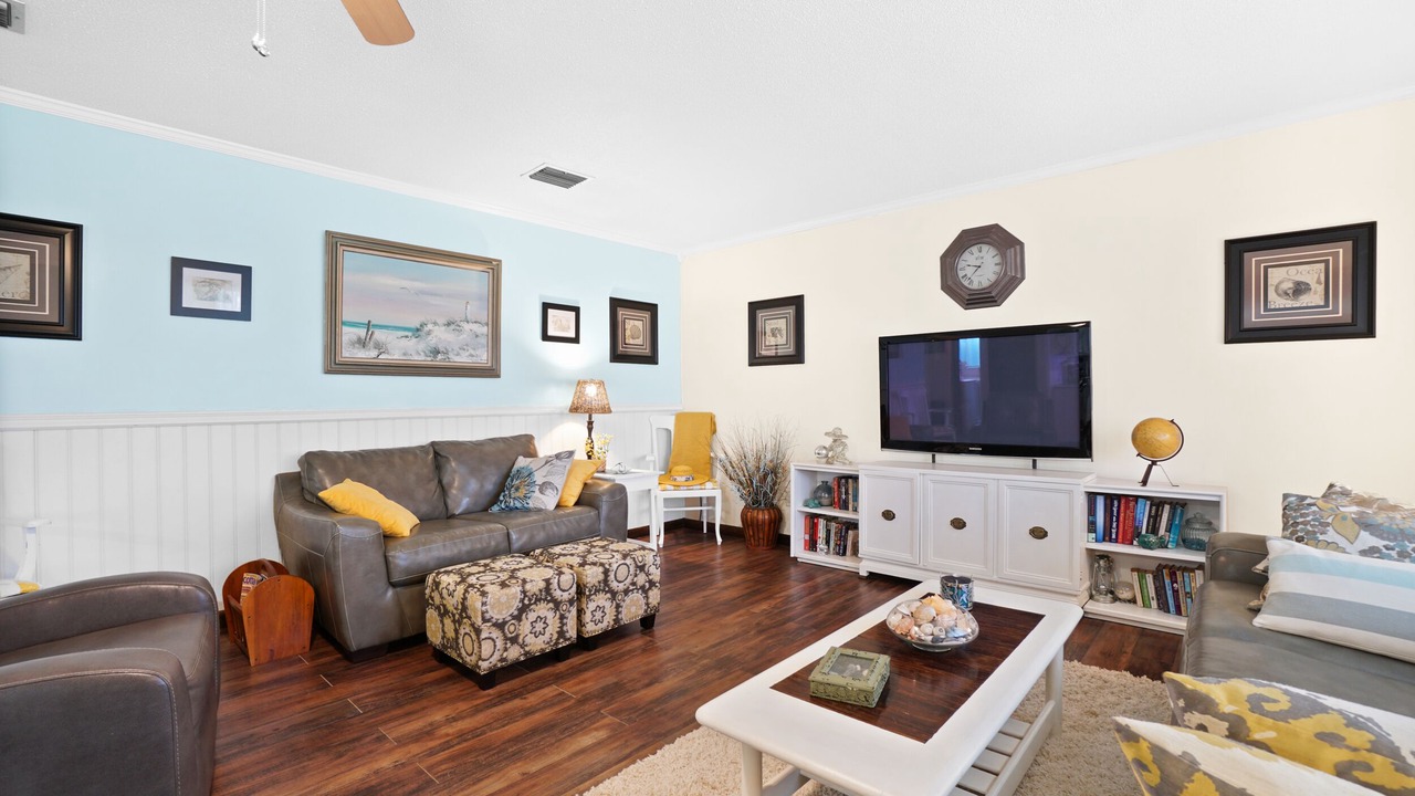 Photo of Livingroom in Laguna Beach Estates