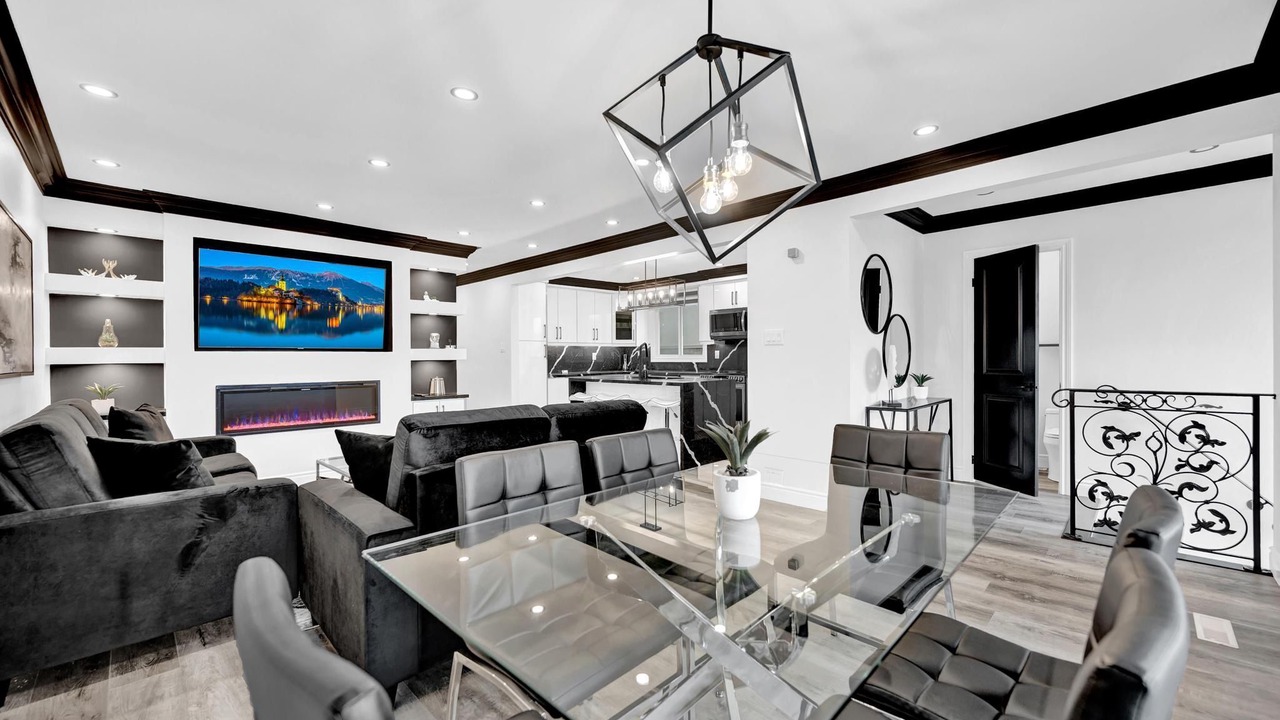 Photo of Livingroom in Brampton