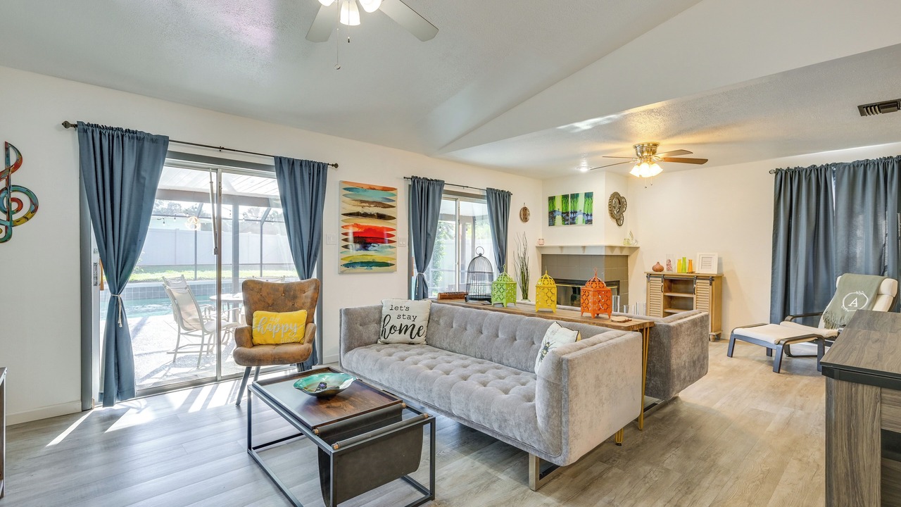 Photo of Livingroom in Lutz