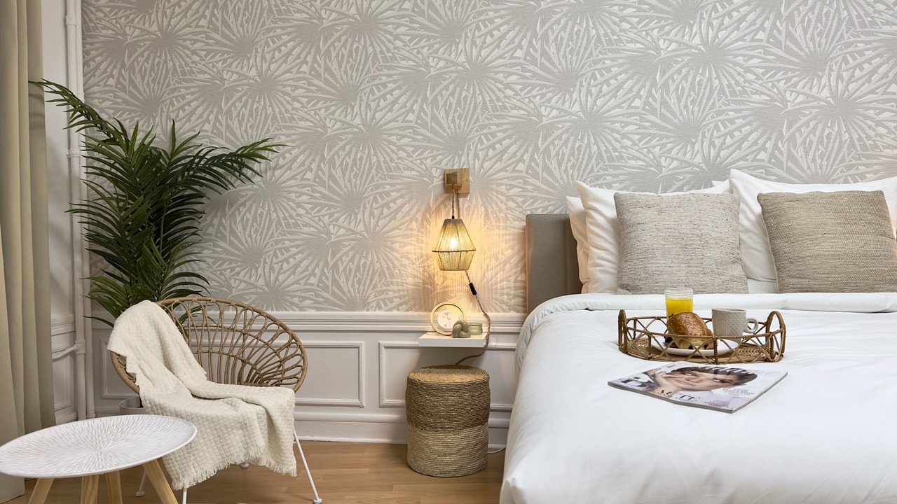 Photo of Bedroom in 17th Arrondissement