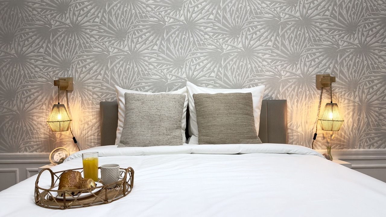 Photo of Bedroom in 17th Arrondissement