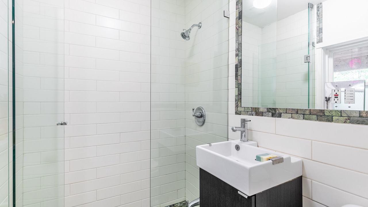 Photo of Bathroom in Cedarvale