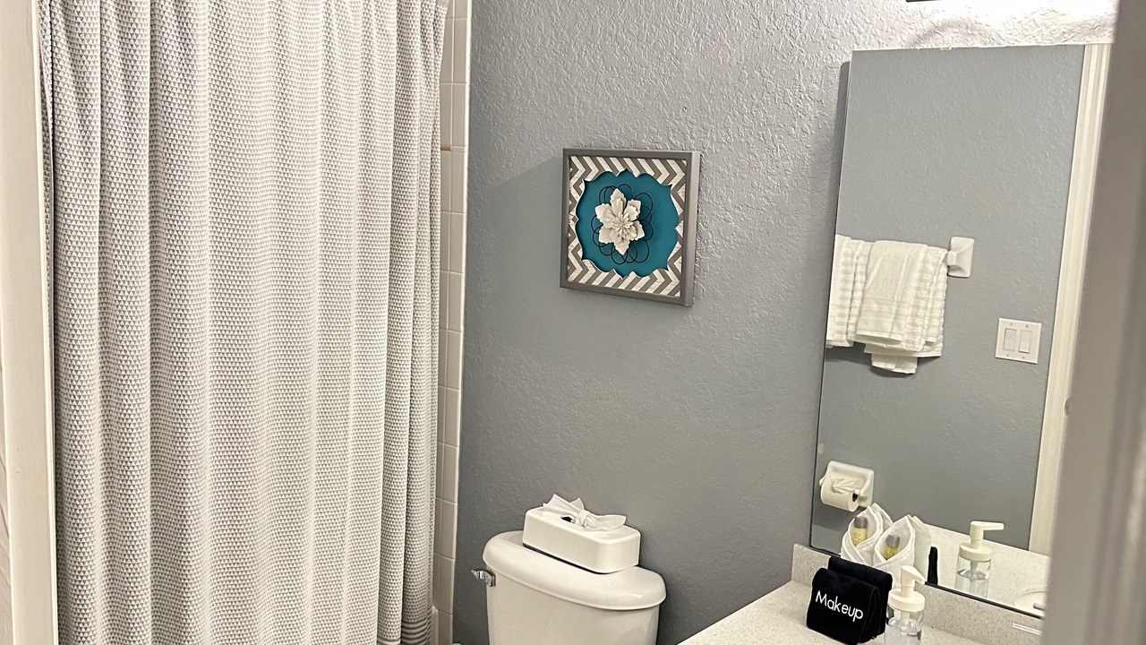 Photo of Bathroom in Bahama Bay