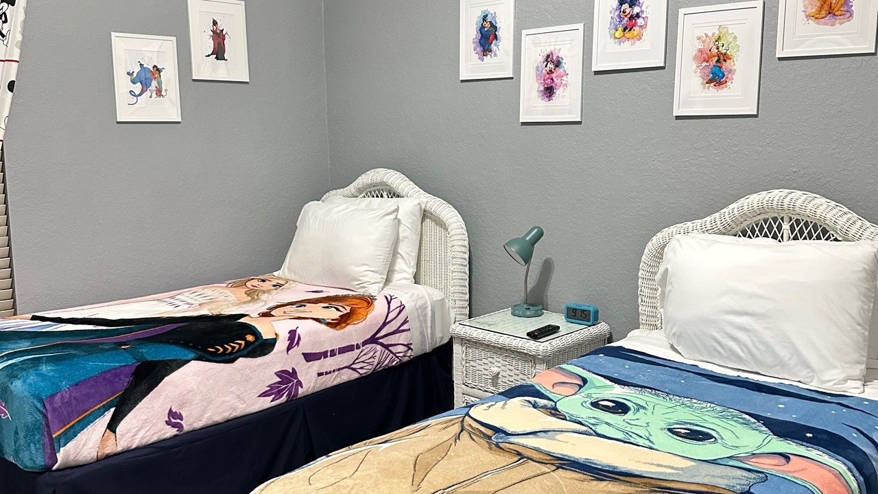 Photo of Bedroom in Bahama Bay