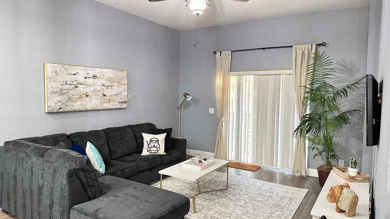 Photo of Bedroom in Bahama Bay