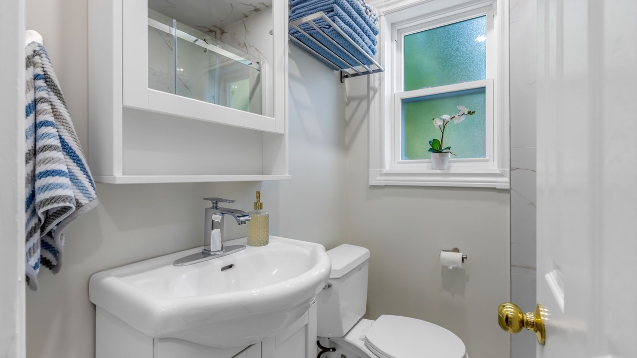 Photo of Bathroom in Humber Bay