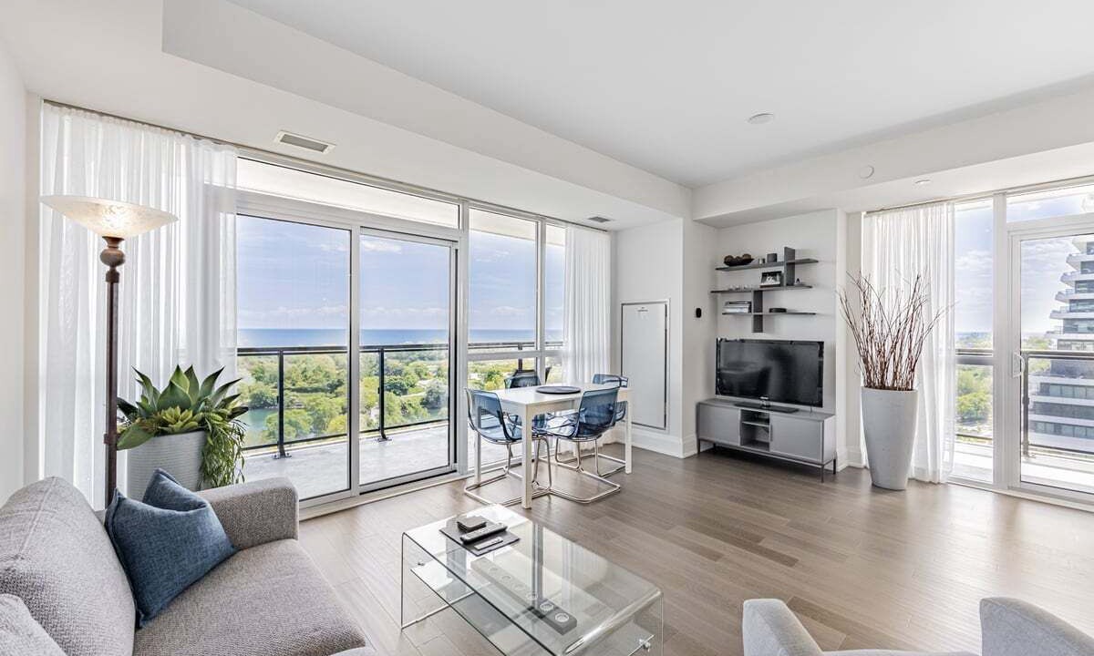 Photo of Livingroom in Humber Bay