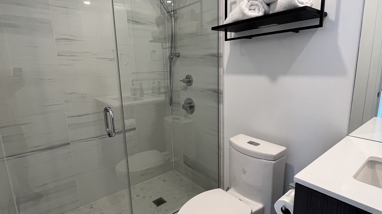 Photo of Bathroom in Humber Bay