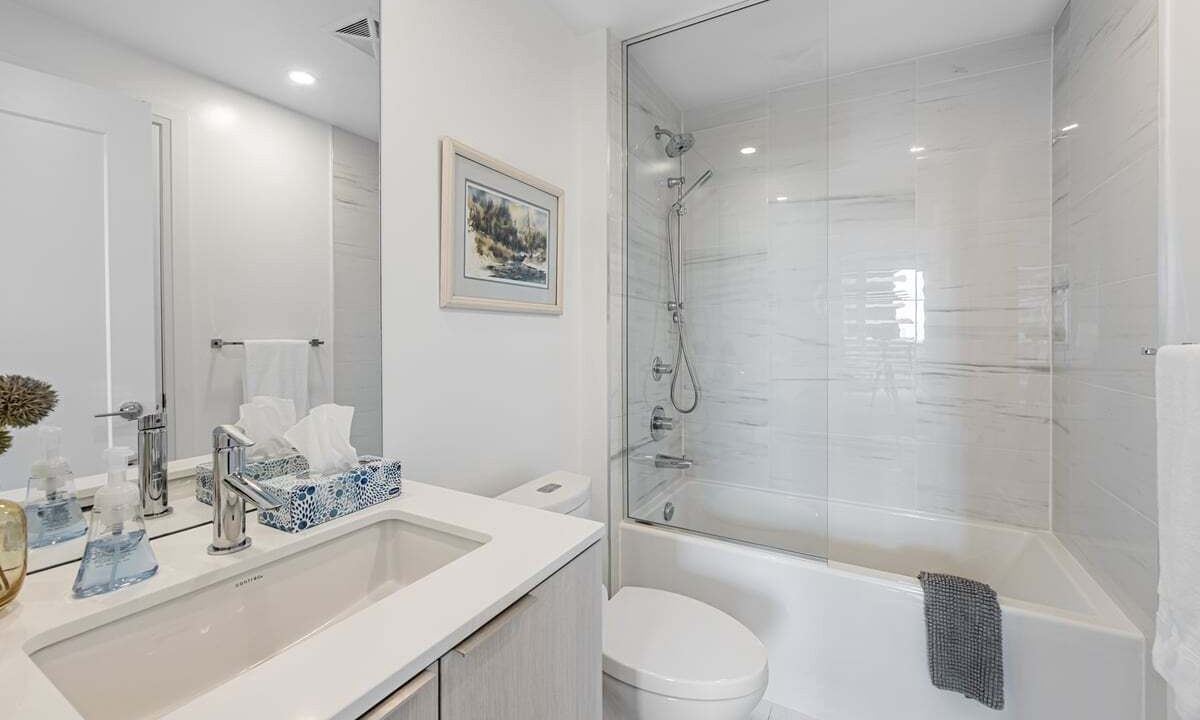 Photo of Bathroom in Humber Bay
