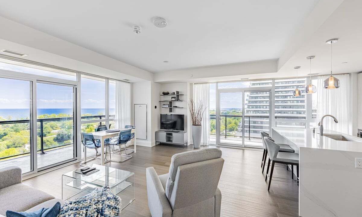 Photo of Livingroom in Humber Bay