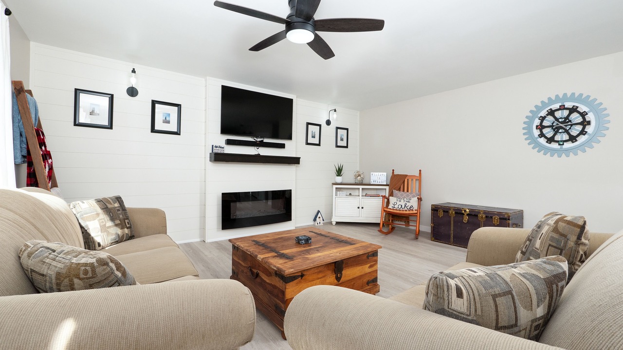 Photo of Livingroom in South Bruce Peninsula