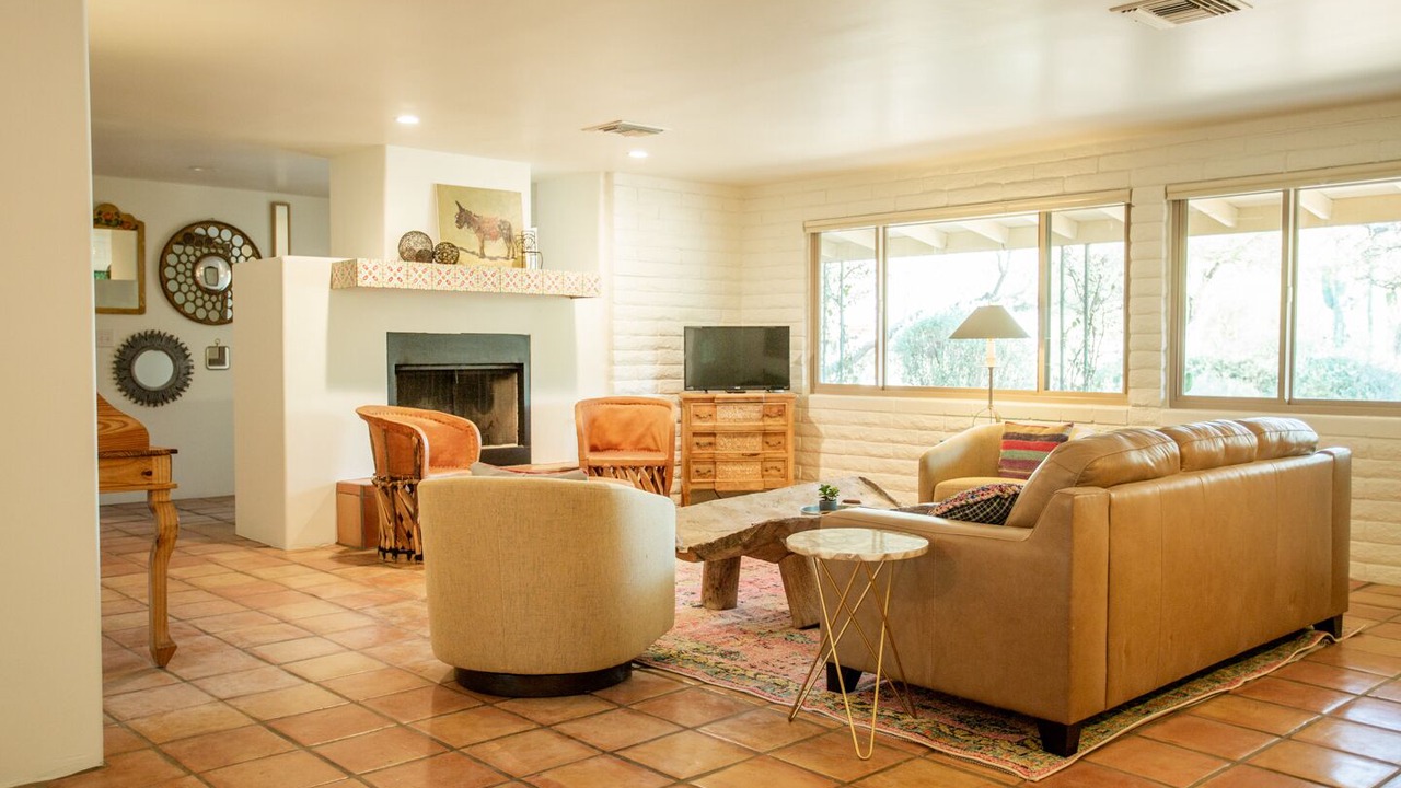 Photo of Livingroom in Cave Creek