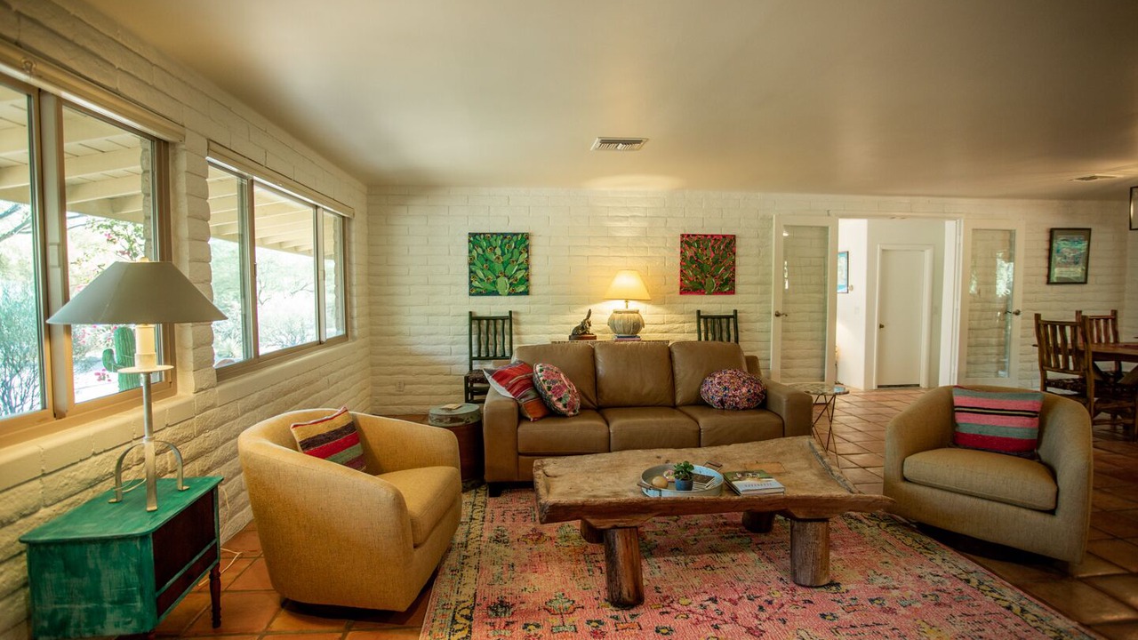 Photo of Livingroom in Cave Creek